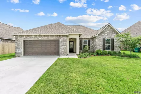 1582 Plainsknoll Ave, Zachary, LA 70791