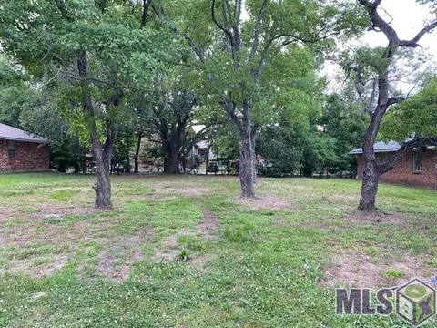 7044 Meadow Park Ave, Baton Rouge, LA 70808