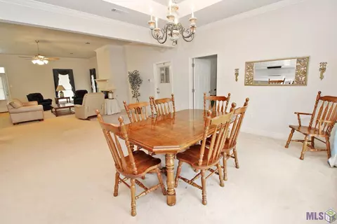 855 Sharp Rd, Baton Rouge, LA 70815 photo 5