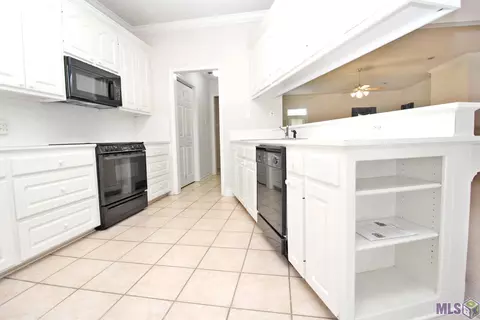 855 Sharp Rd, Baton Rouge, LA 70815 photo 2