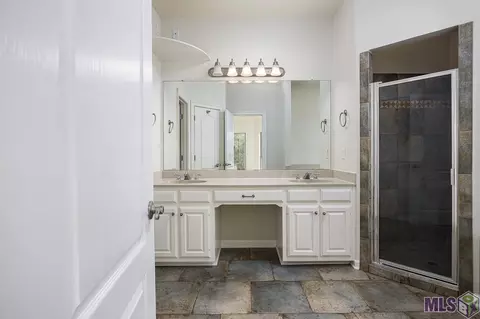 34059 Spring Lake Dr, Walker, LA 70785 photo 17