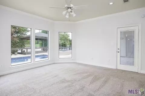 34059 Spring Lake Dr, Walker, LA 70785 photo 16