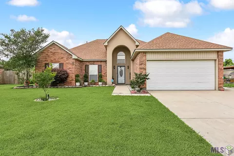 5229 Faulkner, Darrow, LA 70725