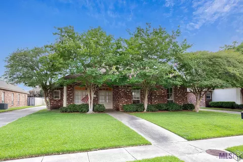 10807 Pinebrook Ave, Baton Rouge, LA 70809