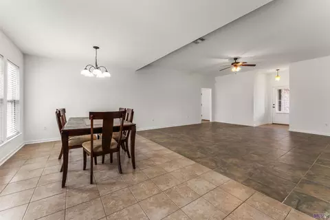 33245 Cross Trl, Walker, LA 70785 photo 5
