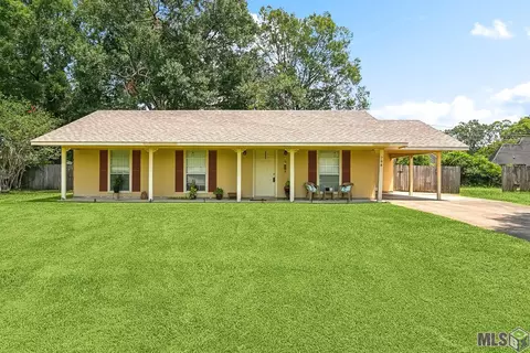768 Lynn Dr, Denham Springs, LA 70726