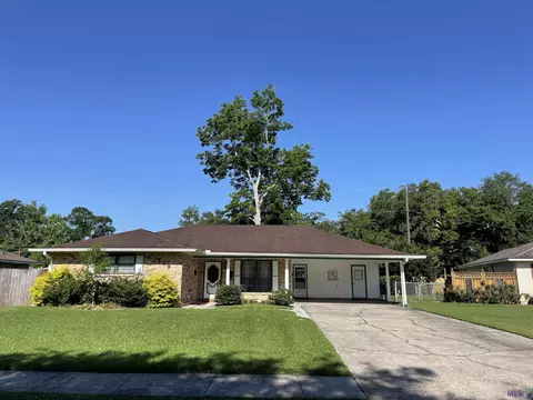 1209 S Sybil St, Gonzales, LA 70737