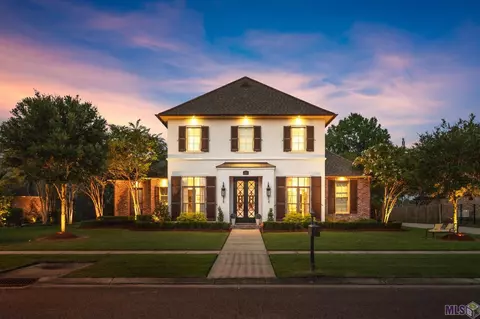 322 Chateau Jon, Denham Springs, LA 70726