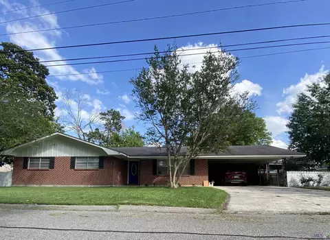 58105 Chinn St, Plaquemine, LA 70764