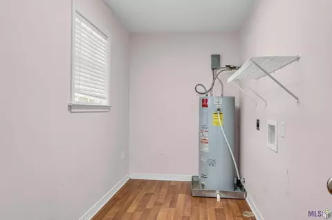 29399 Claiborne St, Springfield, LA 70462 photo 10