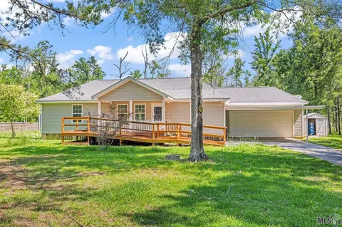 29399 Claiborne St, Springfield, LA 70462