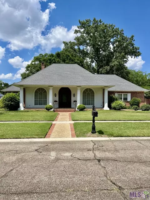 911 Woodgate Blvd, Baton Rouge, LA 70808