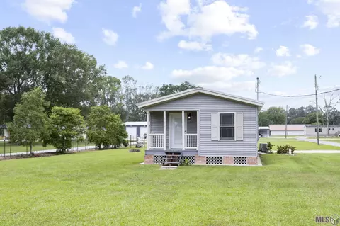 17552 Morales Ln, Livingston, LA 70754