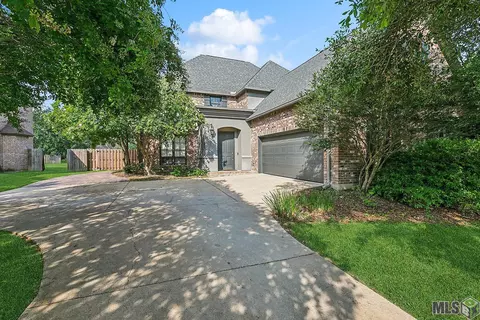 18100 Manchac Place Dr, Prairieville, LA 70769