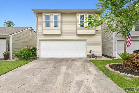 8155 Barringer Dr, Baton Rouge, LA 70817