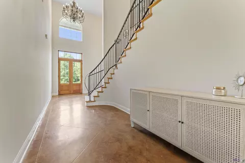 Entry Way - 33050 Duff Rd, Walker, LA 70785 photo 1 of 2