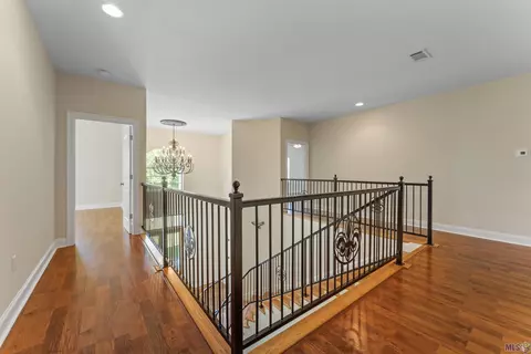 Entry Way - 33050 Duff Rd, Walker, LA 70785 photo 2 of 2