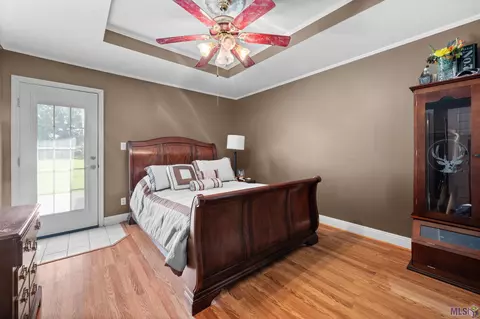20416 Camille Dr, Springfield, LA 70462 photo 4