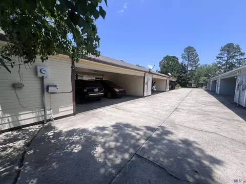 1111 Chemin Dr, Baker, LA 70714 photo 1