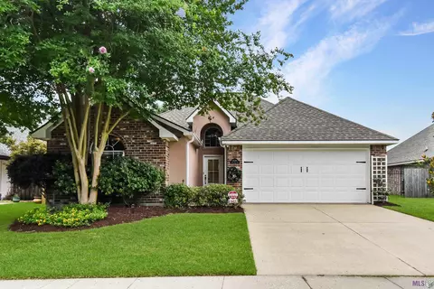 18348 Three Bars Dr, Baton Rouge, LA 70817