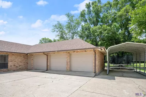 8006 Comite Acres Dr, Baker, LA 70714 photo 4