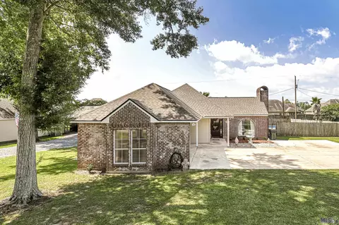41143 Lee Ct, Gonzales, LA 70737