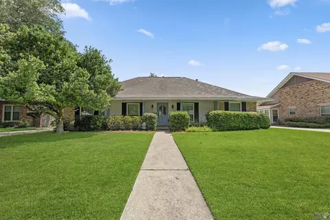 13949 Woodland Ridge Ave, Baton Rouge, LA 70816