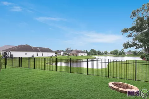 39291 Ironwood Ave, Prairieville, LA 70769