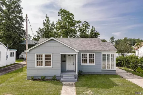 58365 Fort St, Plaquemine, LA 70764