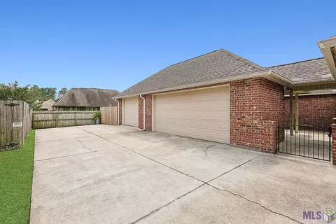 13274 Brookcrest Dr, Walker, LA 70785 photo 18