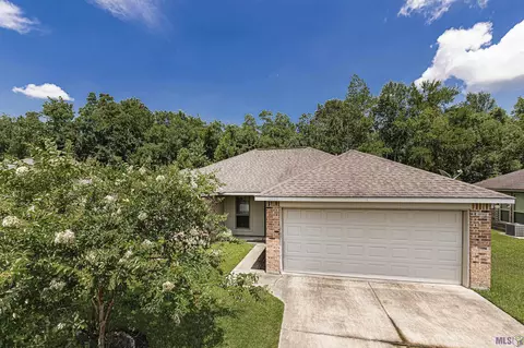 2028 S Helens Way Ave, Gonzales, LA 70737