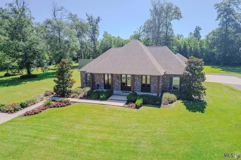 11648 Core Ln, Baker, LA 70714 photo 2
