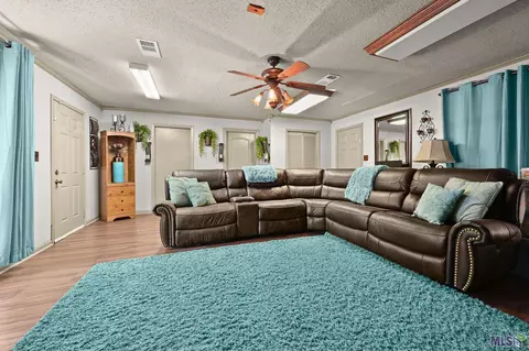 701 Sandra Dr, Baker, LA 70714 photo 8
