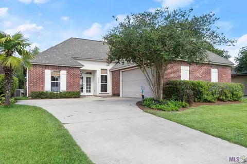 2224 Springlake Dr, Baton Rouge, LA 70810