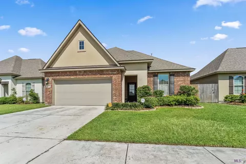 1242 Meridian Dr, Baton Rouge, LA 70820