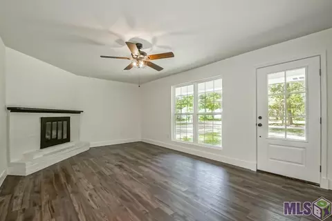 29838 Cedar Ln, Walker, LA 70785 photo 5