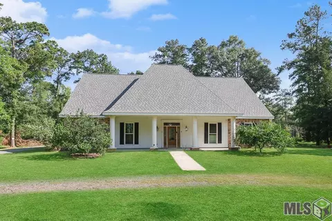 18045 Watts Rd, Livingston, LA 70754