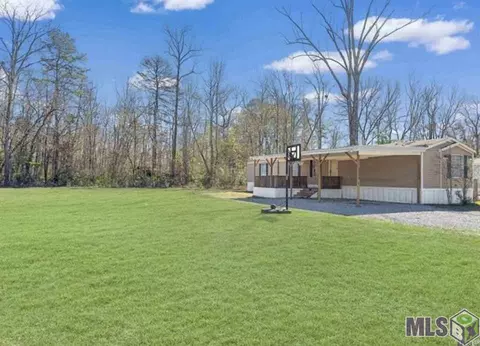 30540 Lee Dr, Walker, LA 70785 photo 1