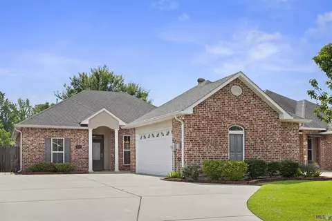 17255 Rue Vlg, Prairieville, LA 70769