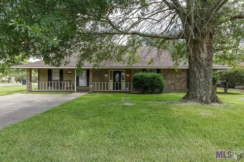 9321 Rustling Oaks Dr, Baton Rouge, LA 70818