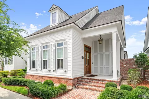 5147 Cheneau Ln, Baton Rouge, LA 70808
