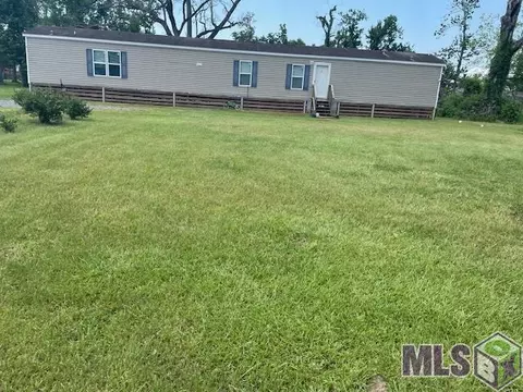 43437 Mary Ln, Sorrento, LA 70778
