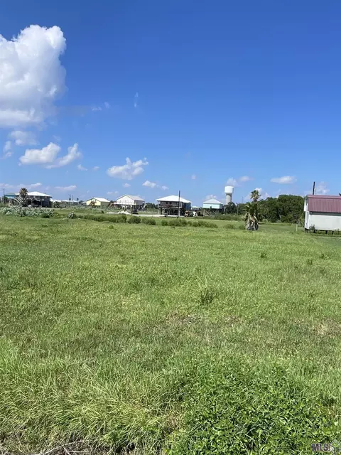lot4 Cedar Dr, Grand Isle, LA 70358