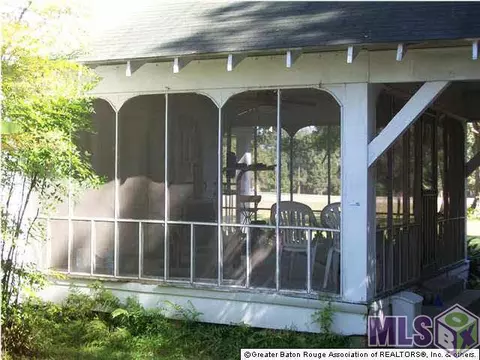 Exterior - 15151 Plank Rd, Baker, LA 70714 photo 3 of 12