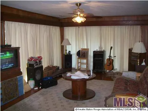 Living - 15151 Plank Rd, Baker, LA 70714 photo 1 of 1