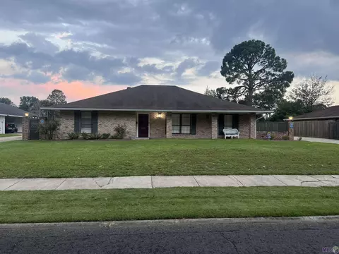 12266 Fairhaven Dr, Baton Rouge, LA 70815