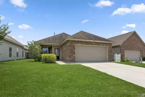 11394 Ashwood Ct, Denham Springs, LA 70726