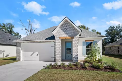5140 Black River Rd, Darrow, LA 70725