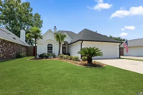 17522 Kaitlyn Dr, Baton Rouge, LA 70817