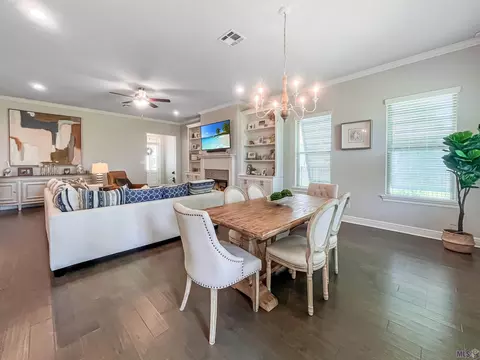 23342 Cypress Cv, Springfield, LA 70462 photo 2